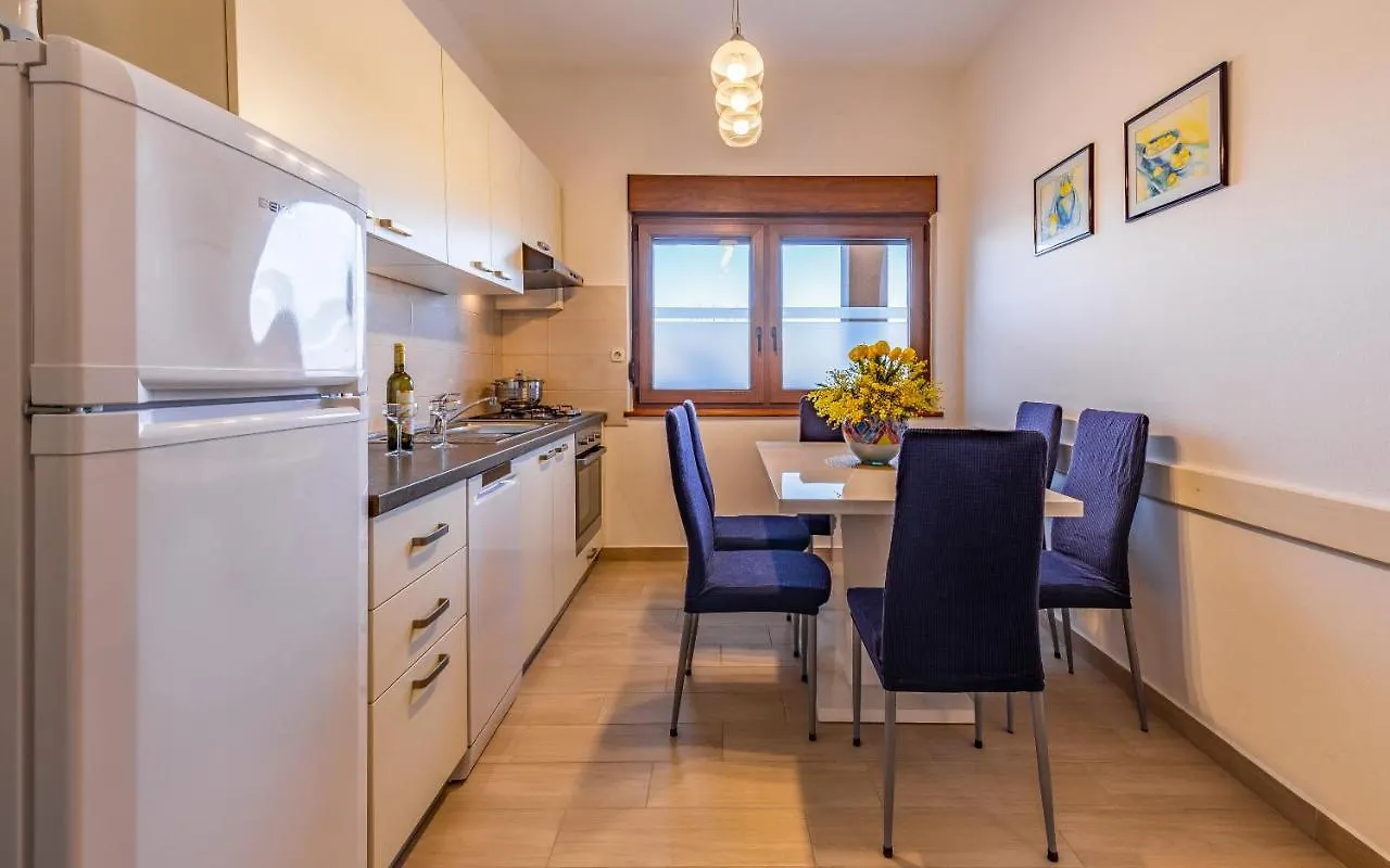 הוילה פולה Sweet House With Free Parking קרואטיה