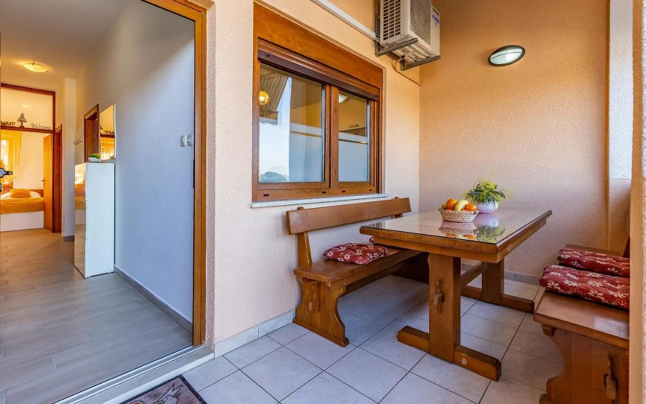בית נופש הוילה פולה Sweet House With Free Parking קרואטיה