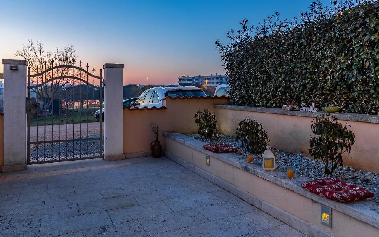 Sweet House With Free Parking Vila Pula 0*,